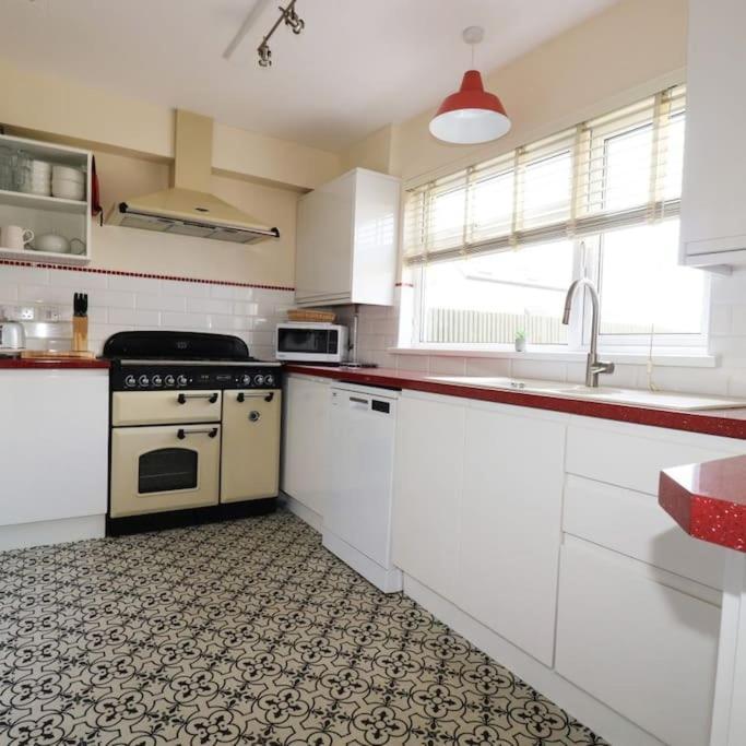 Gorgeous House In Newquay Walking Distance From Fistral Beach Exteriér fotografie